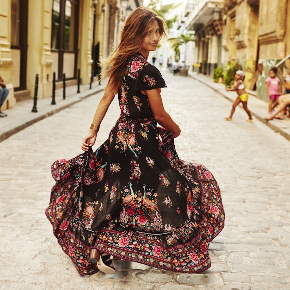 Spell Hotel Paradiso Gown in Jet XS